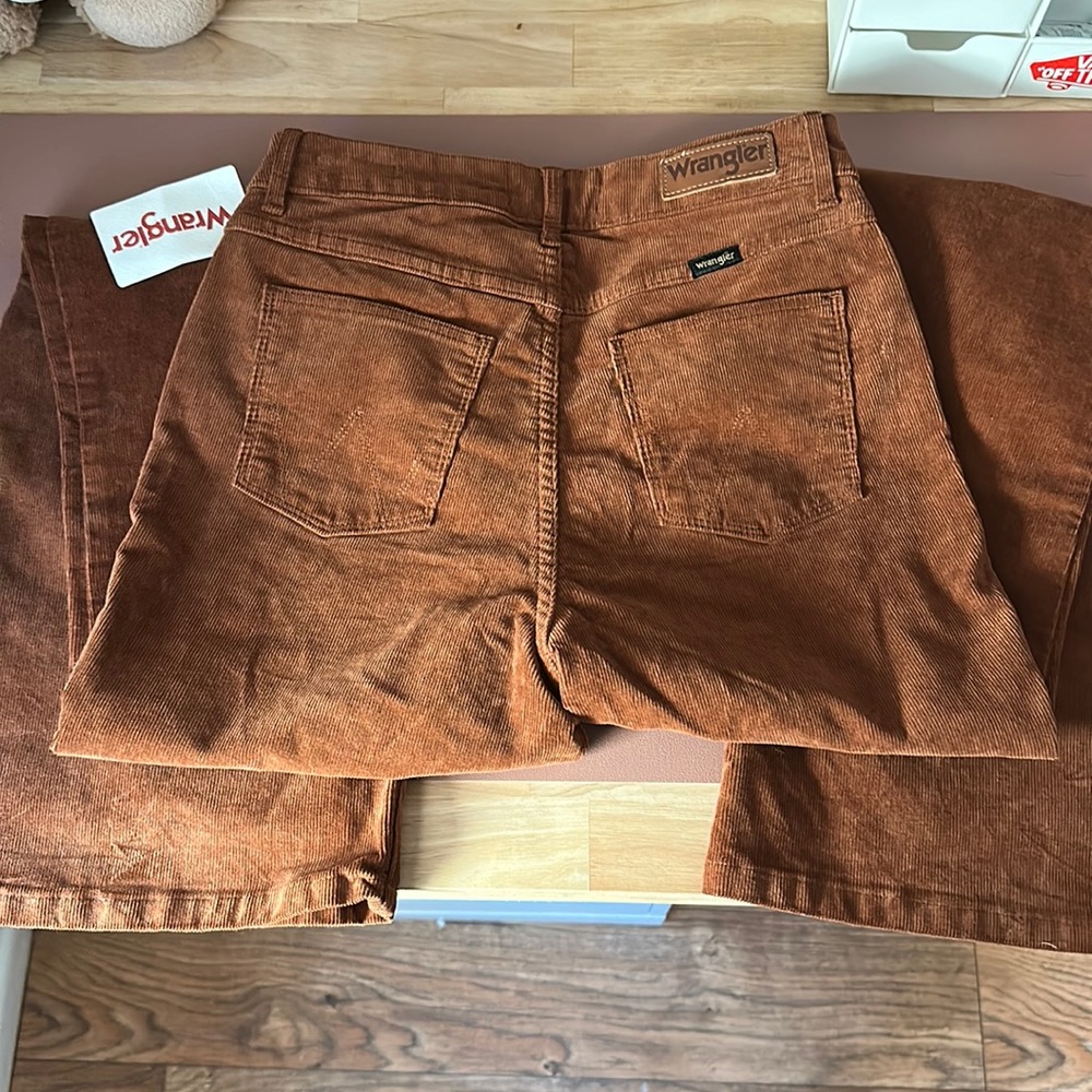 Wrangler High Rise Fierce Flare 0/25x32 - Picture 7 of 7